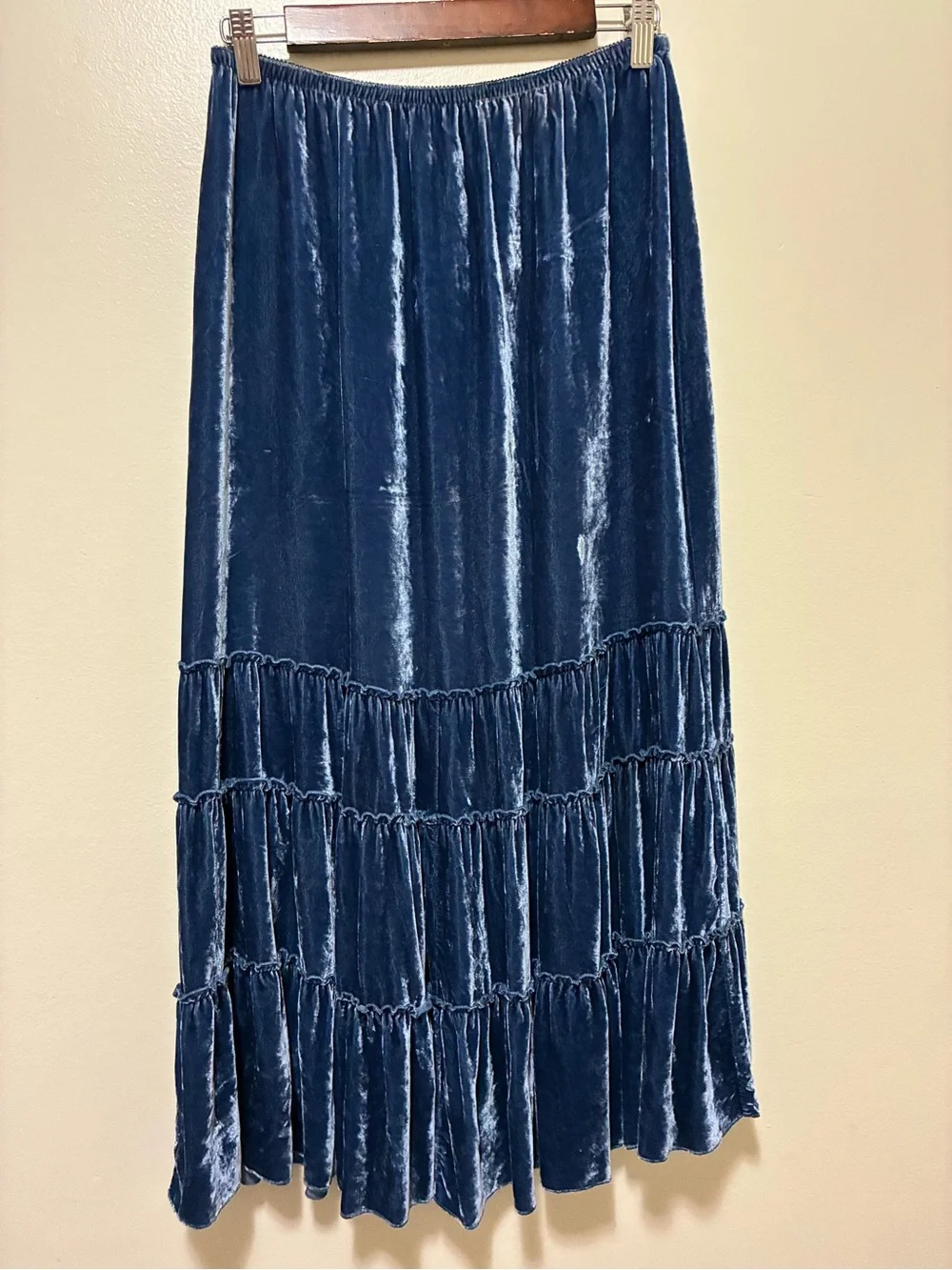 Chico's Deep Blue Velvet Tiered Silk Maxi Skirt size 1/medium